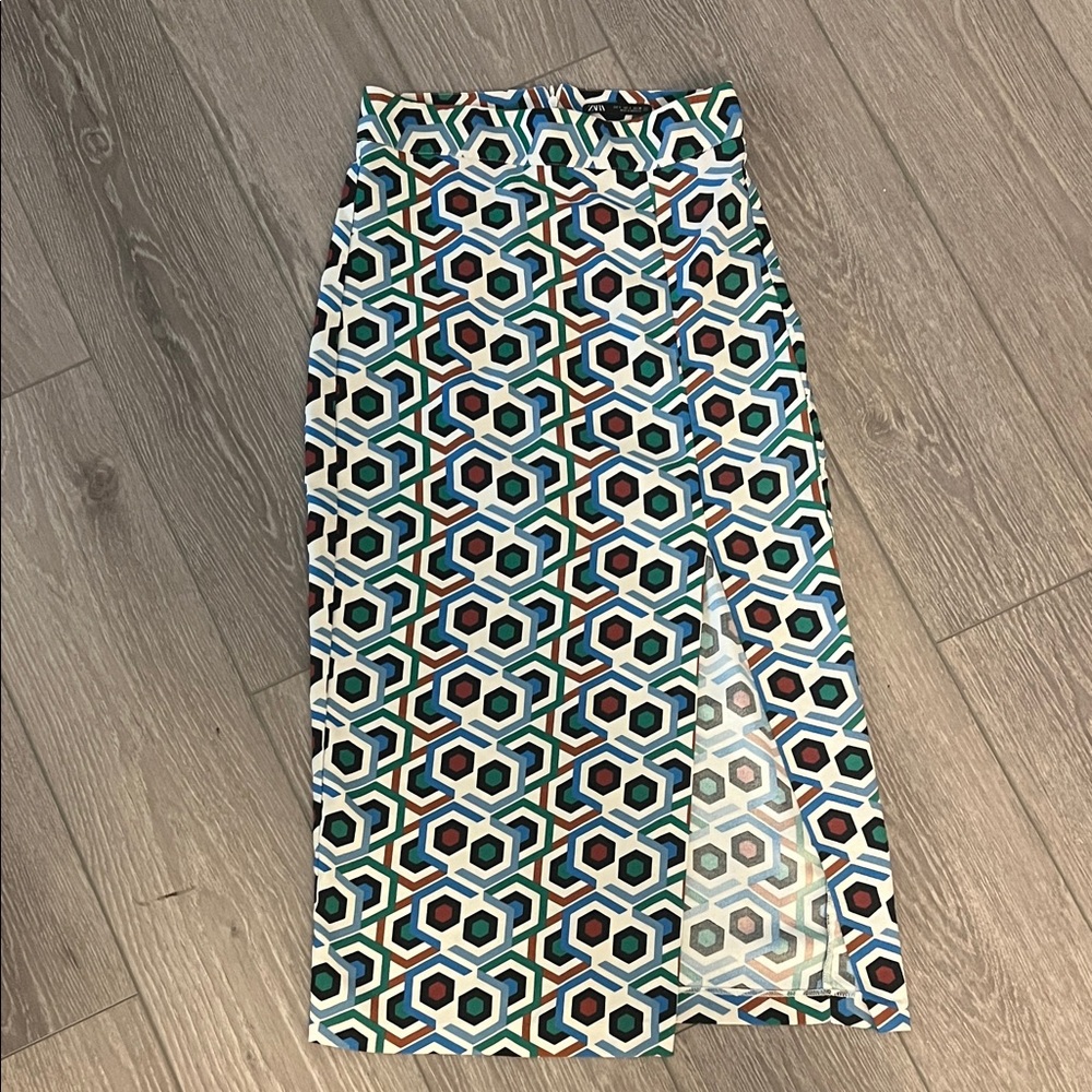 Zara Multicolor Geometric Pencil Skirt
